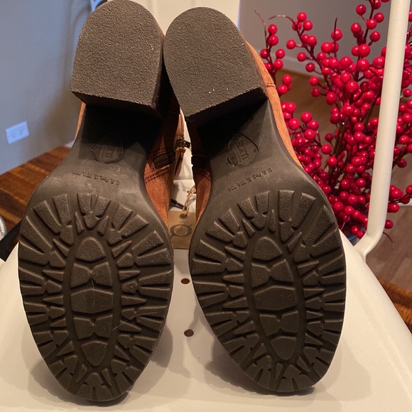 Born Suede Cass Block Heel Boots in Brown Rust Size 10 ⭐️SALE PRICE IS FIRM⭐️ - Picture 10 of 14